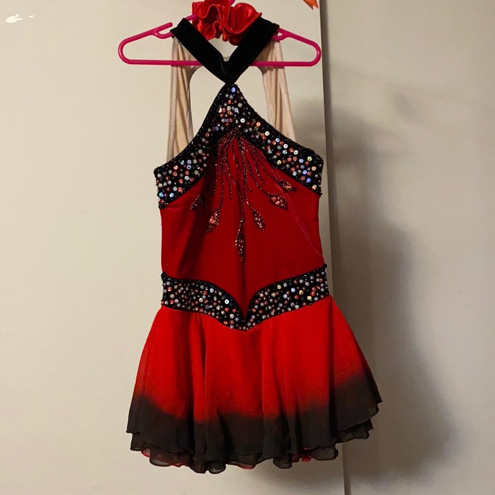 Black red skating dress
